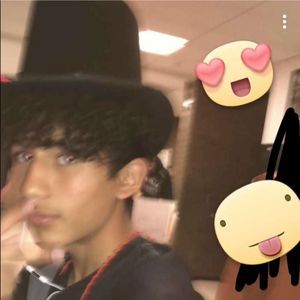 Meet your Posher, Rene